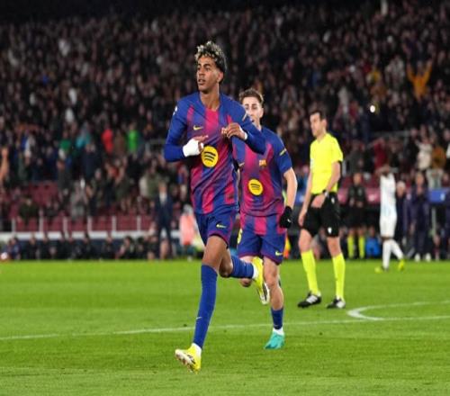 41！2亿天王闪耀，亚马尔独造2球，巴萨吊打弱旅，直通欧冠16强