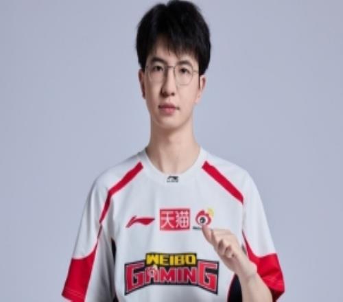 WBG分享26夹人定妆照：论微博哥拍照POSE的一百种手势